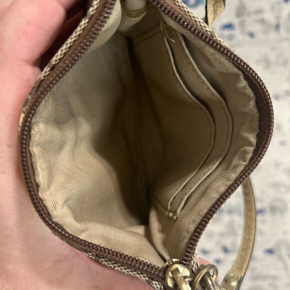 🌟Coach Y2K vintage tan and gold wristlet - Picture 2 of 4